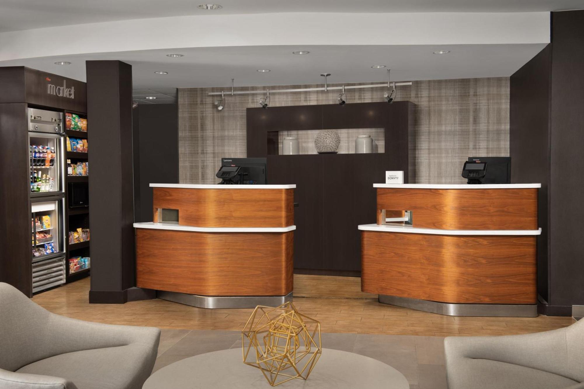 คอร์ตยาร์ด โดทัน Hotel ภายนอก รูปภาพ